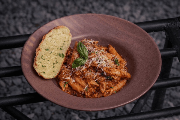 Spicy penne pomodoro and mascarpone
